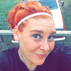 Meet your Posher, Rebecca